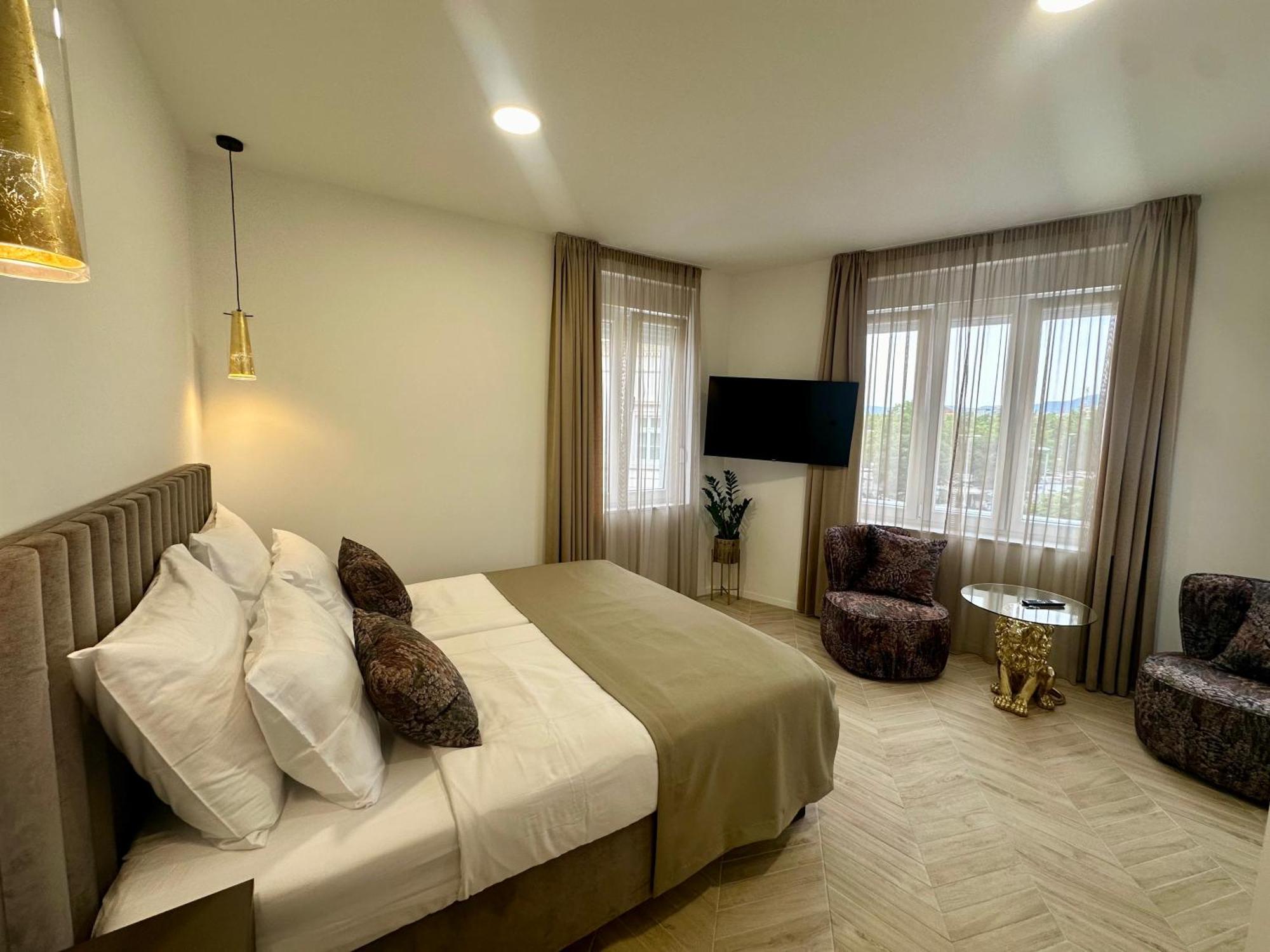 Mariani Luxury Rooms In Center スプリト エクステリア 写真