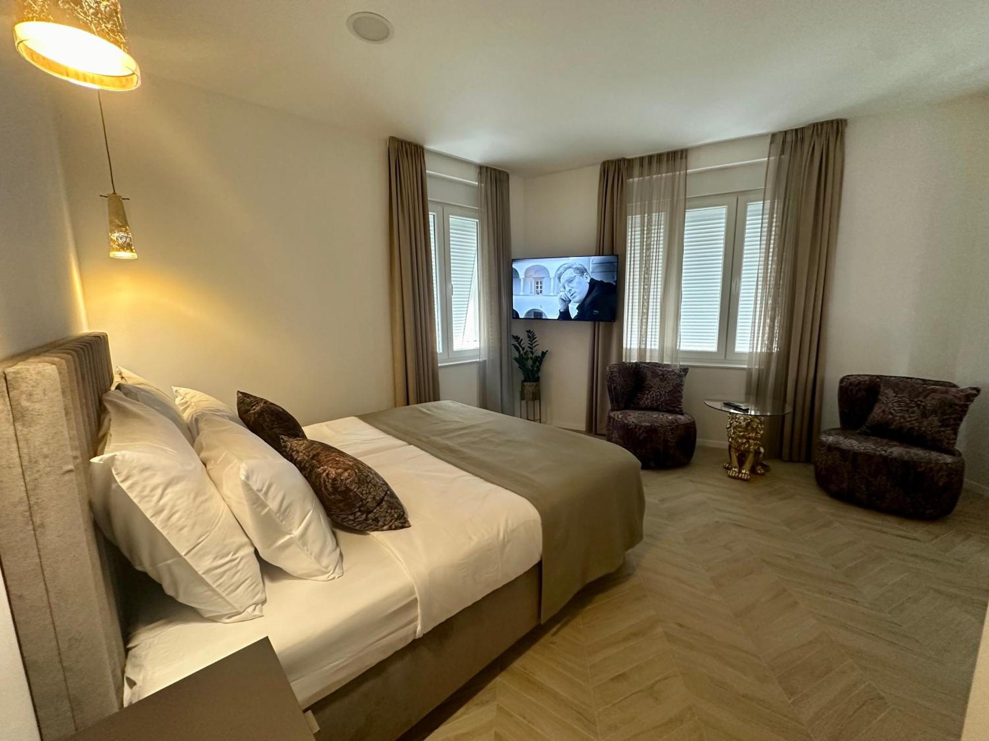 Mariani Luxury Rooms In Center スプリト エクステリア 写真